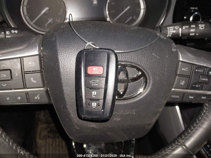 2022 Toyota Highlander - 5TDFZRBH5NS203414