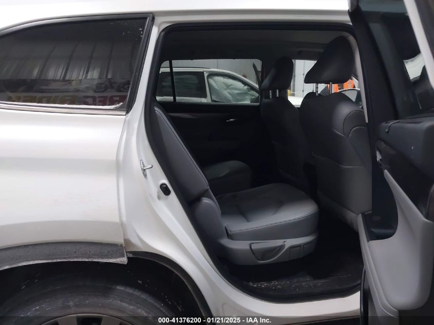 2022 Toyota Highlander - 5TDFZRBH5NS203414