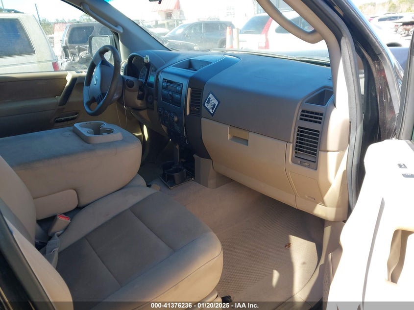 2011 NISSAN TITAN VIN: 1N6BA0EK1BN309284