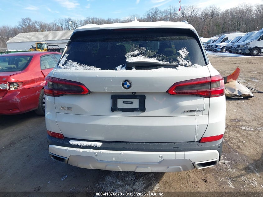 2020 BMW X5 VIN: 5UXCR6C00L9B11070