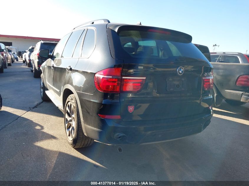 VIN 5UXZV4C58D0E00371 2013 BMW X5 no.3