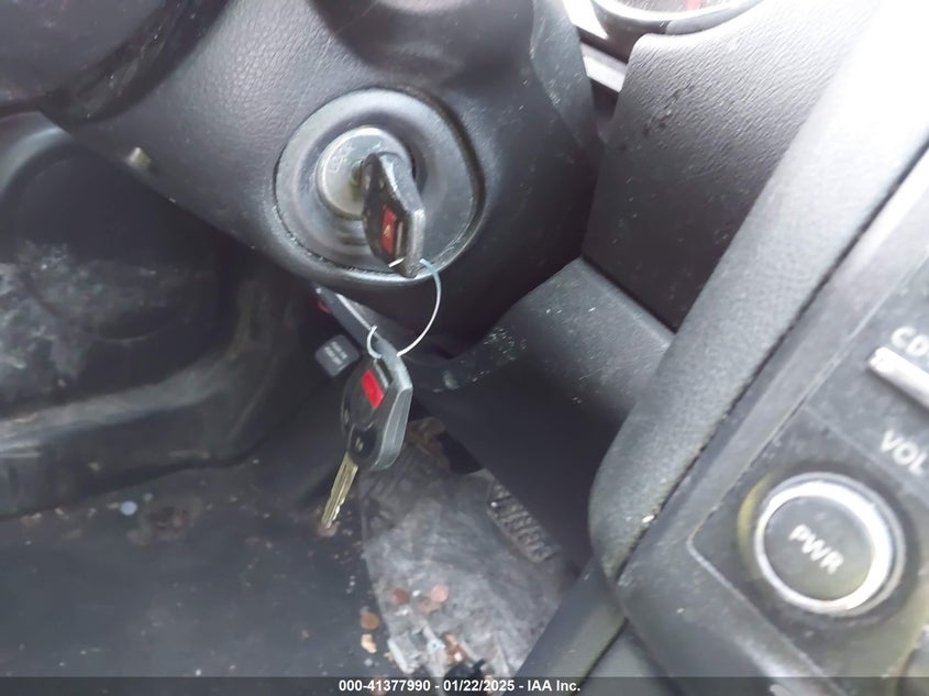 2015 NISSAN ROGUE SELECT S - JN8AS5MV6FW762132