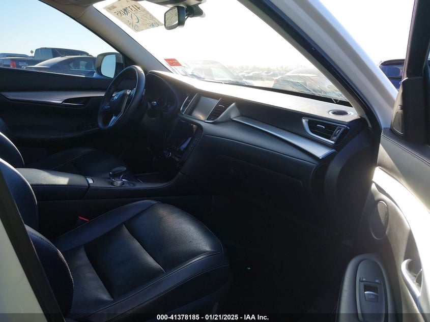 VIN 3PCAJ5M10KF127532 2019 INFINITI QX50 ESSENTIAL