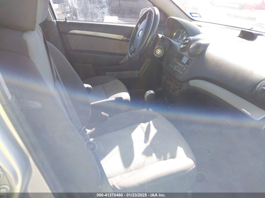 2009 CHEVROLET AVEO VIN: KL1TD66E99B630907
