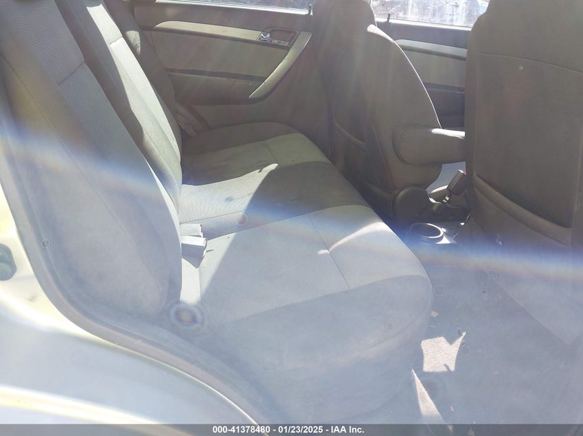 2009 CHEVROLET AVEO VIN: KL1TD66E99B630907