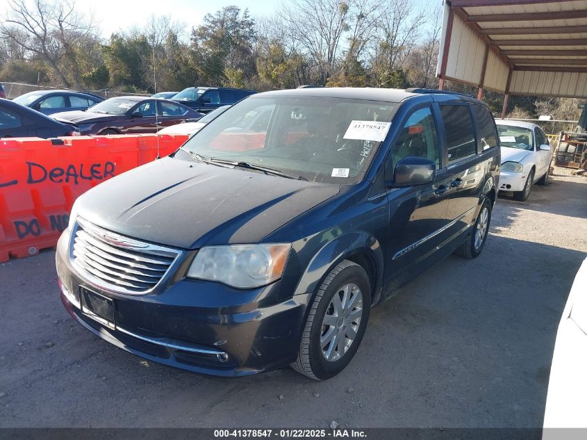 VIN 2C4RC1BG5DR689933 2013 Chrysler Town and Countr... no.2