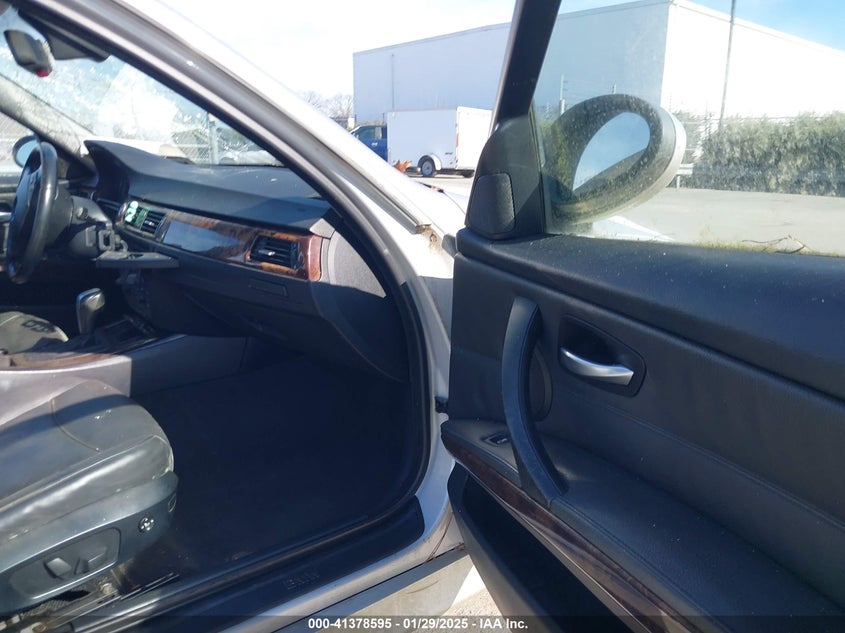 2006 BMW 330XI VIN: WBAVD33566KV63437