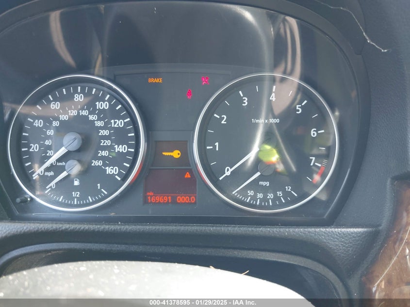 2006 BMW 330XI VIN: WBAVD33566KV63437
