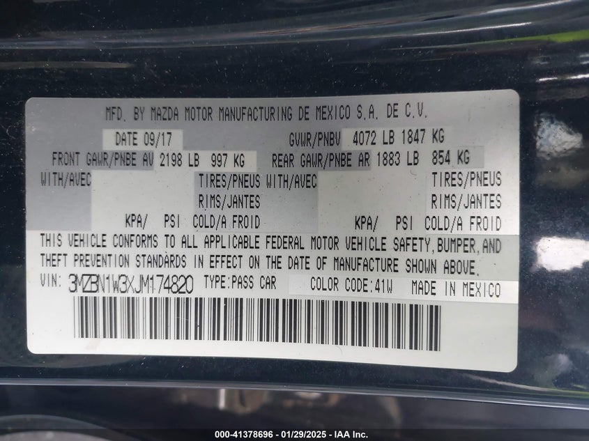 2018 MAZDA MAZDA3 VIN: 3MZBN1W3XJM174820