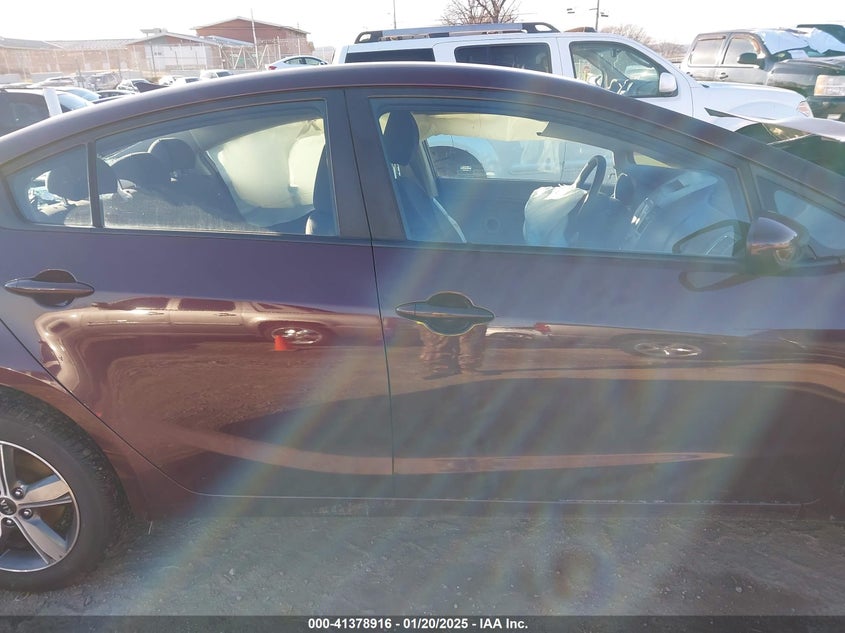 2018 KIA FORTE LX - 3KPFL4A77JE196631