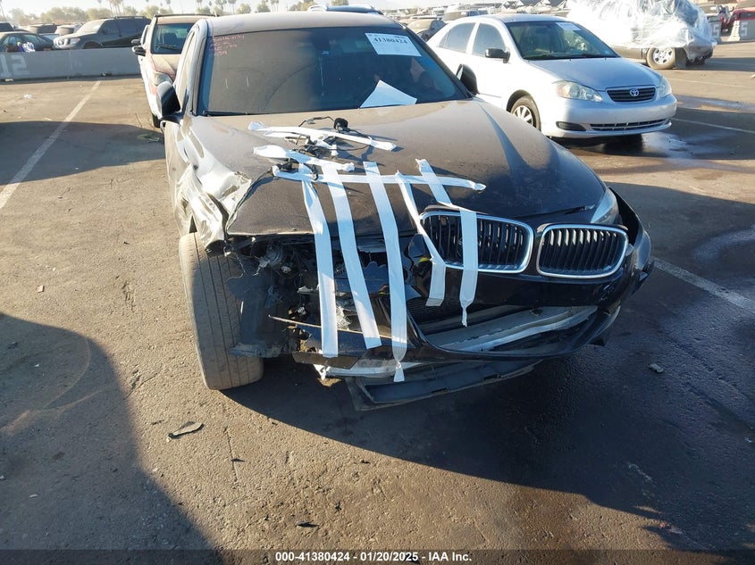 2016 BMW 320 VIN: WBA8E1G57GNU10039