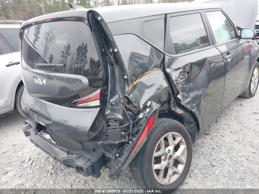2024 KIA SOUL VIN: KNDJ23AU3R7899622