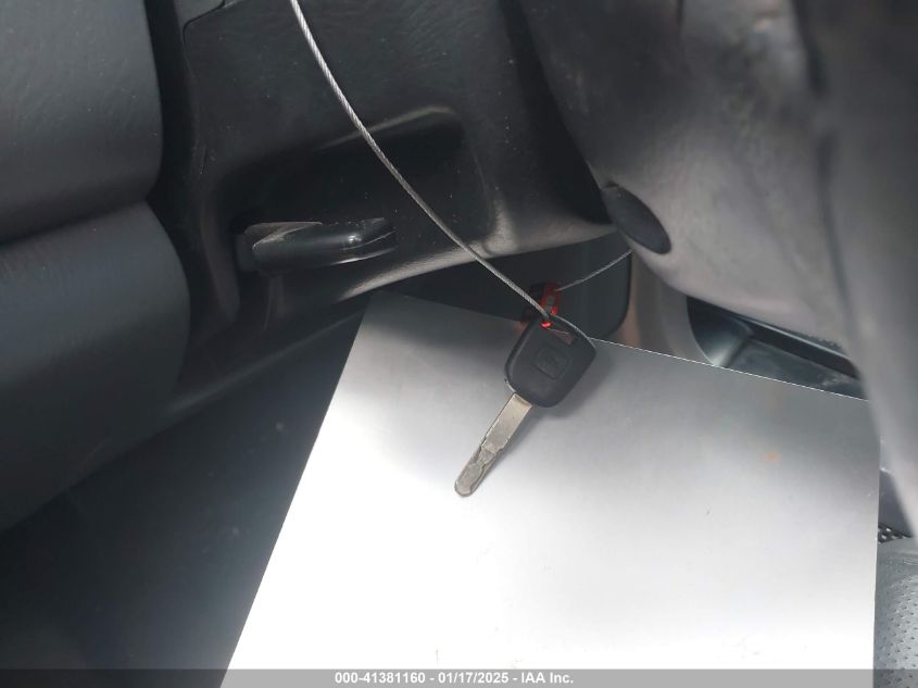 2004 Honda Pilot Ex-L VIN: 2HKYF185X4H515359 Lot: 41381160