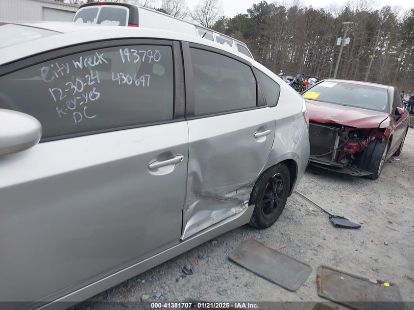 2015 TOYOTA PRIUS VIN: JTDKN3DU8F0430697