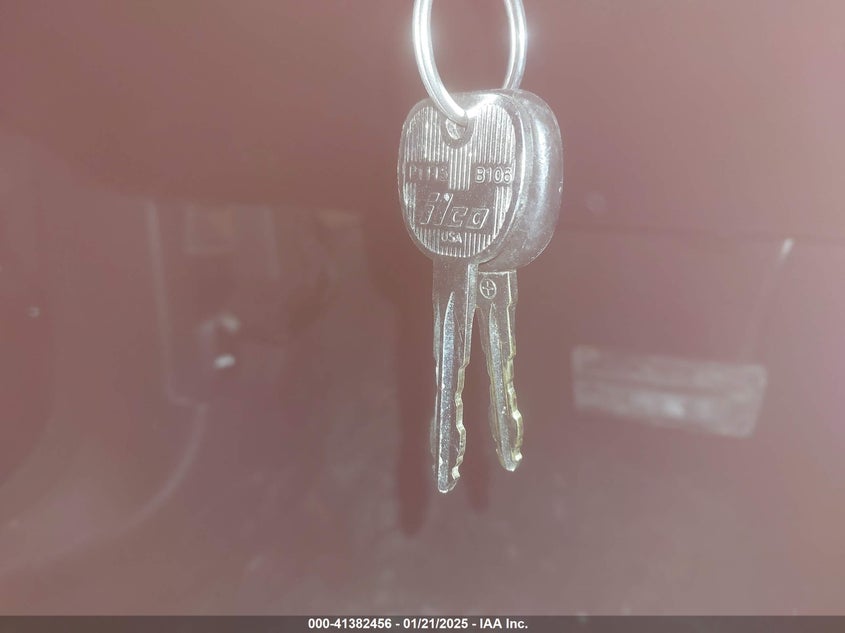 2006 CADILLAC DTS VIN: 1G6KD57Y86U180046