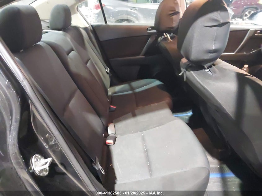 2010 MAZDA MAZDA3 VIN: JM1BL1SG3A1328623