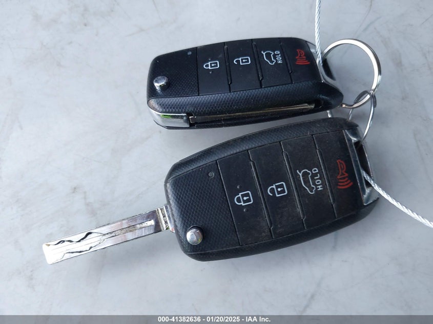 2014 KIA SOUL VIN: KNDJN2A27E7047428