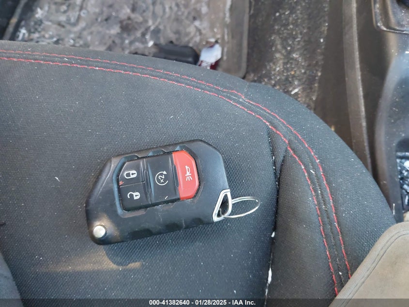 2021 JEEP WRANGLER UNLIMITED RUBICON 4X4 - 1C4JJXFM2MW737126