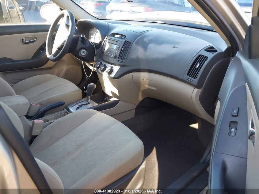 2010 HYUNDAI ELANTRA VIN: KMHDU4AD2AU878517