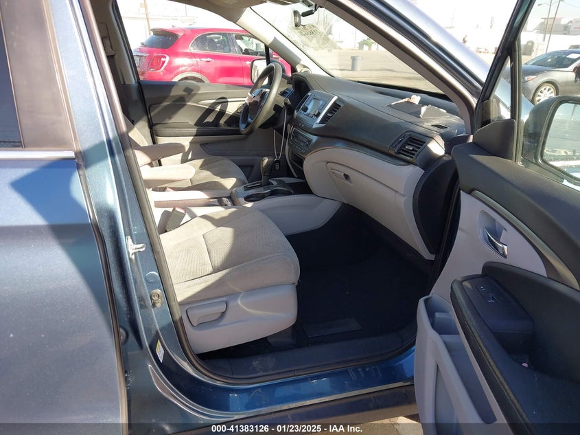 2016 HONDA PILOT LX - 5FNYF5H17GB023783