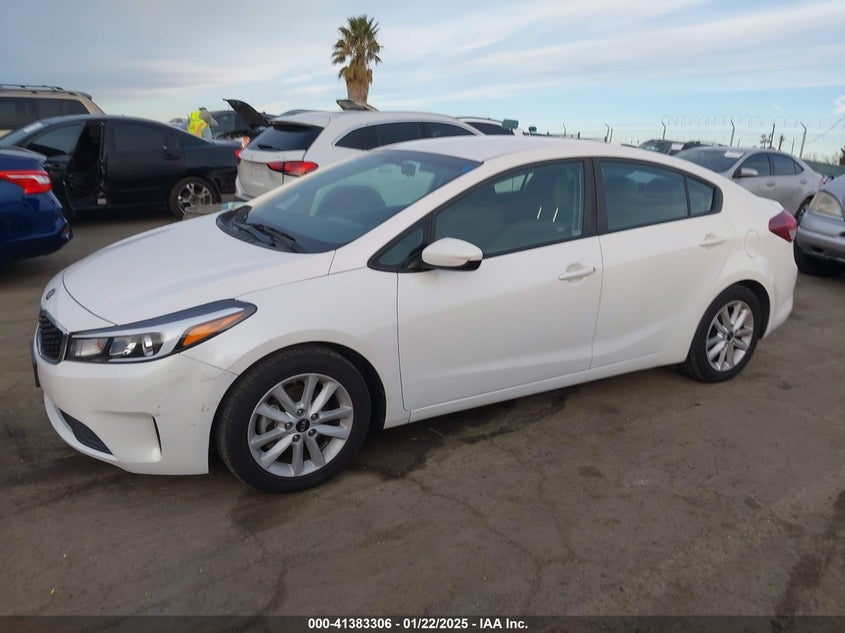 2017 KIA FORTE LX - 3KPFL4A72HE012190