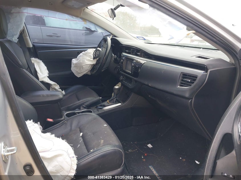 2015 TOYOTA COROLLA VIN: 5YFBURHE5FP312900