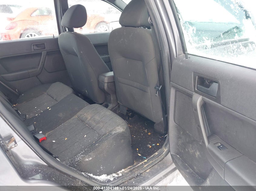 2009 FORD FOCUS VIN: 1FAHP35N59W213157