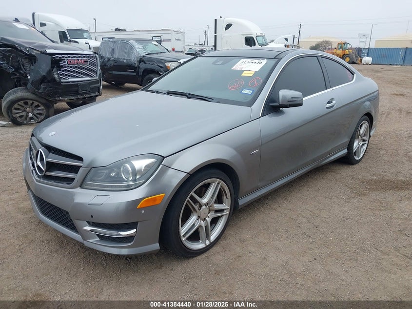 Vin: wddgj5hb1cf756832, lot: 41874930, mercedes-benz c 350 sport 20122