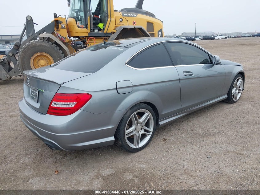 Vin: wddgj5hb1cf756832, lot: 41874930, mercedes-benz c 350 sport 20124