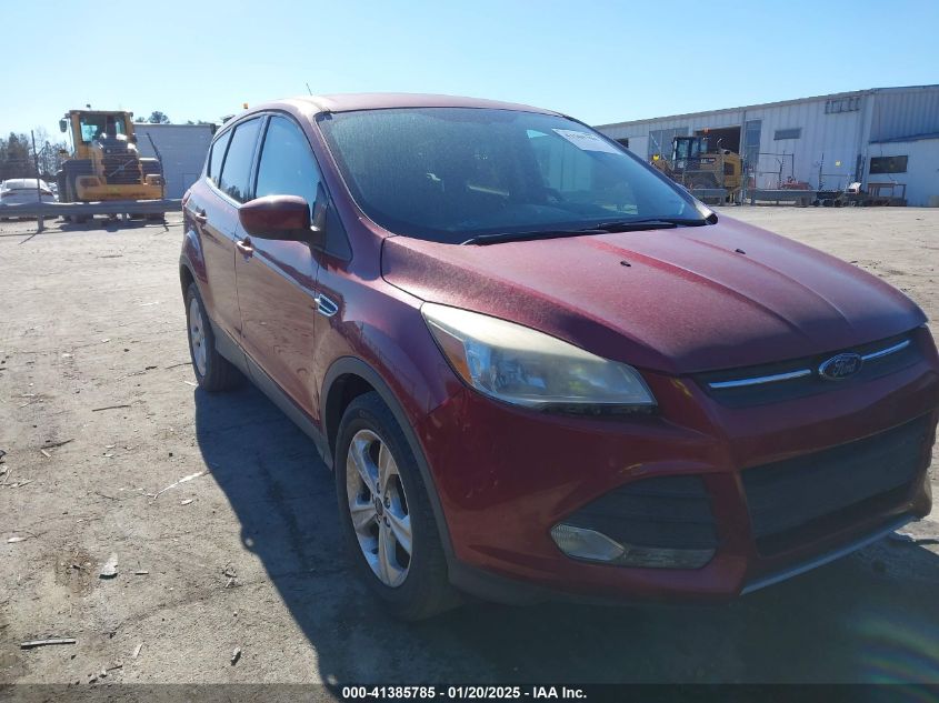 VIN 1FMCU0GX0EUB96277 2014 FORD ESCAPE no.1