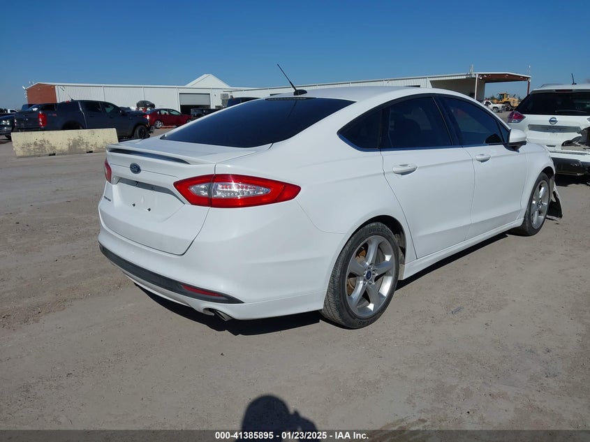 2016 FORD FUSION VIN: 3FA6P0G79GR105354
