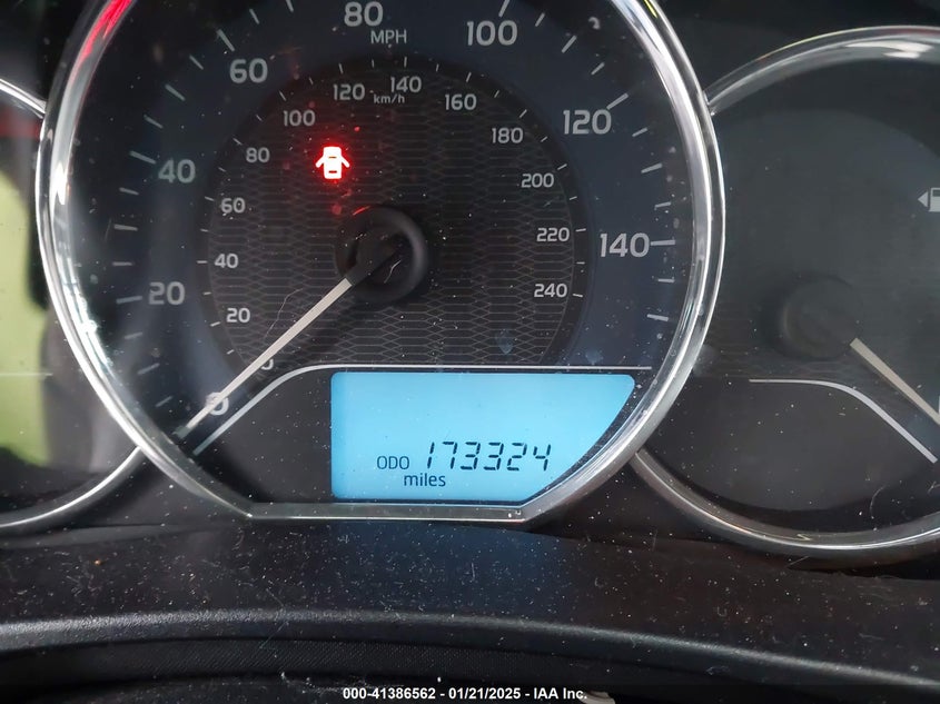 2014 TOYOTA COROLLA LE - 5YFBURHE6EP054045