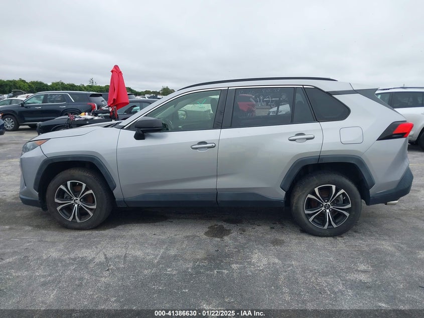2019 TOYOTA RAV4 LE - JTMH1RFV8KD036019