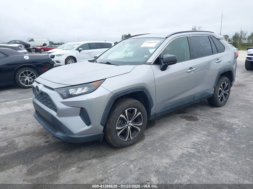 2019 TOYOTA RAV4 LE - JTMH1RFV8KD036019