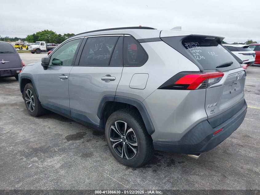 2019 TOYOTA RAV4 LE - JTMH1RFV8KD036019