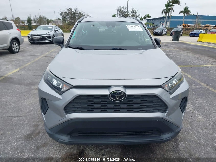 2019 TOYOTA RAV4 LE - JTMH1RFV8KD036019