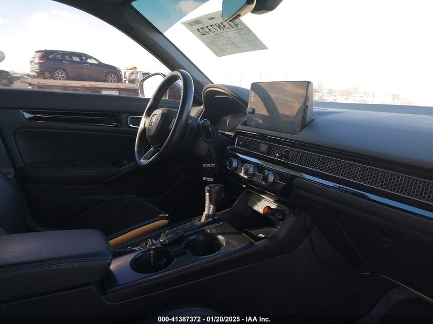 2022 HONDA CIVIC VIN: 19XFL1H83NE006343