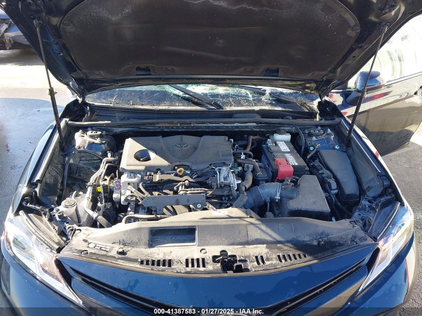2018 TOYOTA CAMRY VIN: 4T1B11HK5JU520010