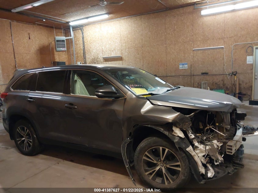 2019 TOYOTA HIGHLANDER VIN 5TDBZRFH7KS922457 — фото 14