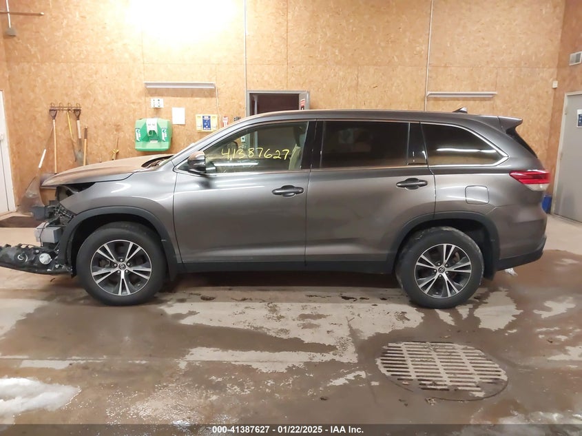 2019 TOYOTA HIGHLANDER VIN 5TDBZRFH7KS922457 — фото 15