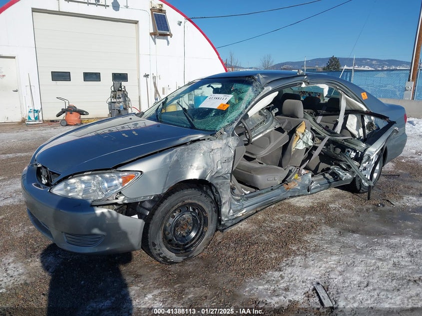 2005 Toyota Camry Le