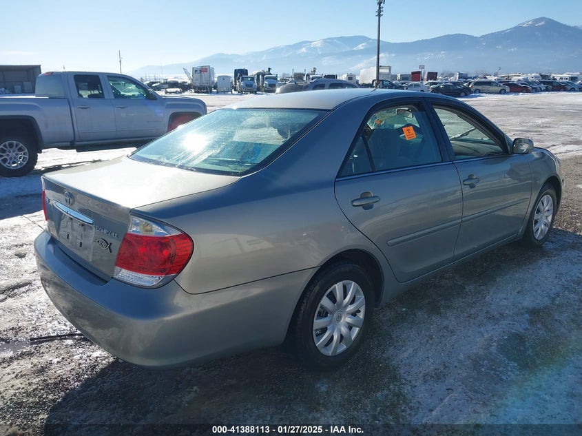 2005 Toyota Camry Le
