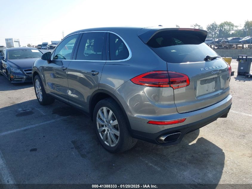 VIN WP1AA2A29GKA15395 2016 PORSCHE CAYENNE no.3