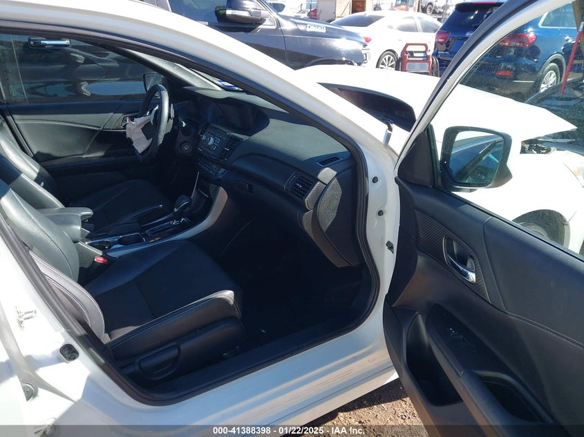 2017 HONDA ACCORD VIN: 1HGCR2F61HA001644