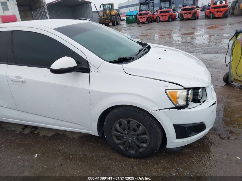 VIN 1G1JA6SH0E4100325 2014 Chevrolet Sonic, Ls Auto no.16