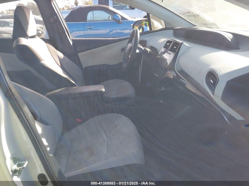 2016 TOYOTA PRIUS VIN: JTDKBRFUXG3005295