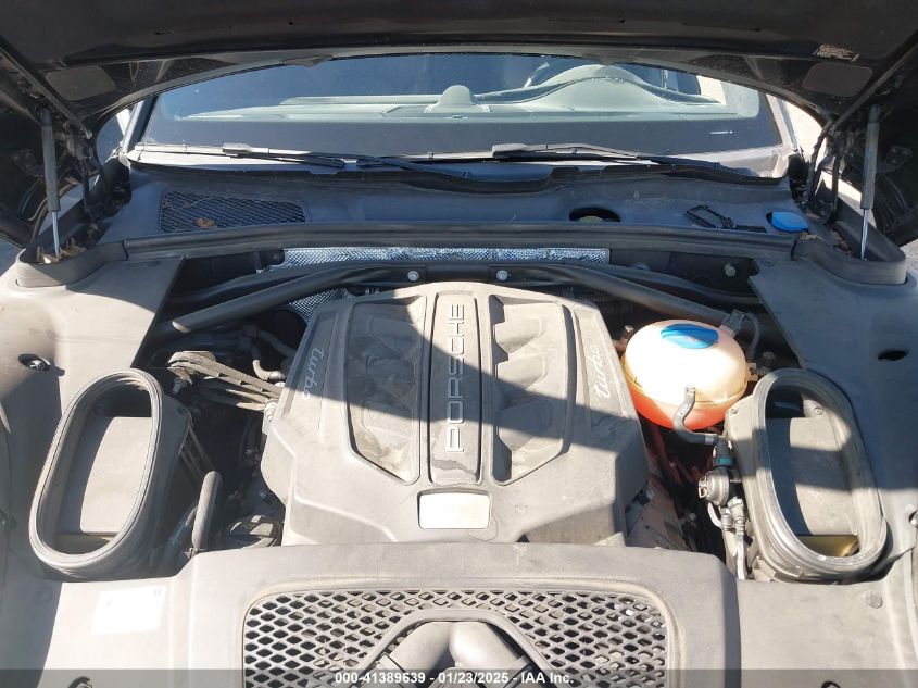 2017 Porsche Macan Turbo VIN: WP1AF2A53HLB60214 Lot: 41389639