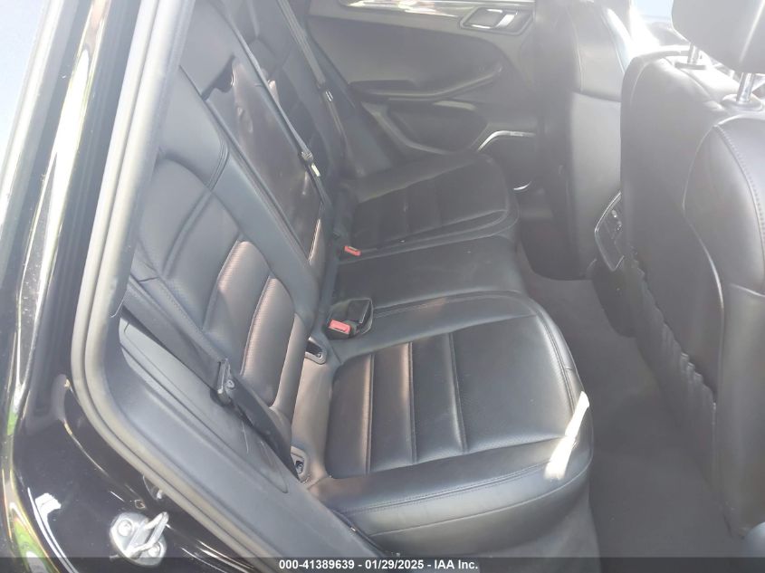 2017 Porsche Macan Turbo VIN: WP1AF2A53HLB60214 Lot: 41389639