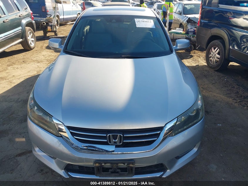 2015 HONDA ACCORD VIN: 1HGCR3F88FA012449