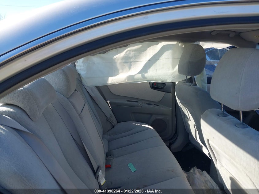 2008 KIA OPTIMA VIN: KNAGE123X85238124
